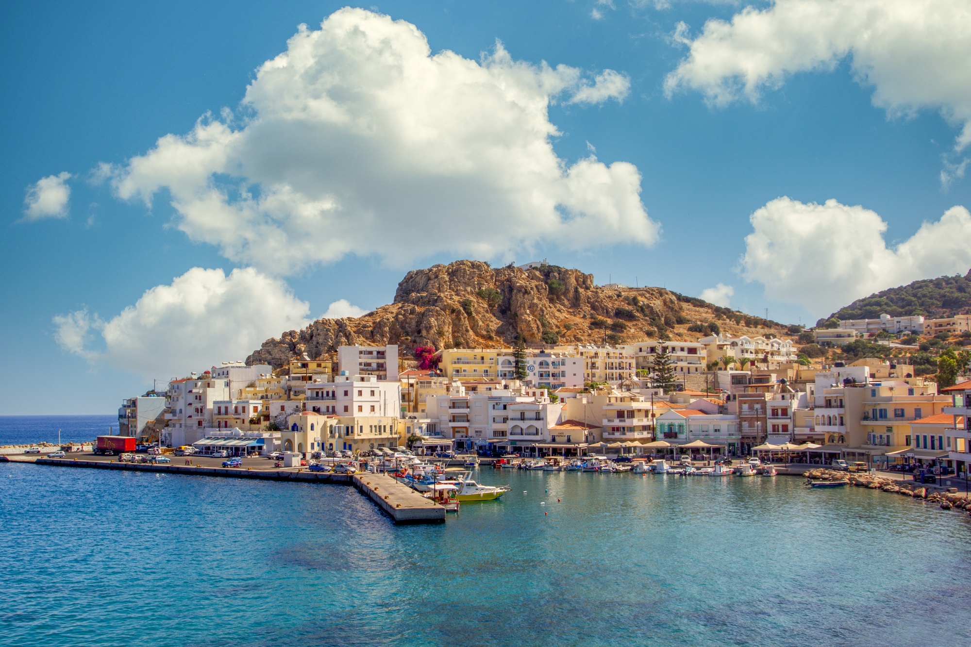 Χρήσιμα τηλέφωνα