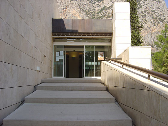 ARCHAEOLOGICAL MUSEUM OF DELPHI 