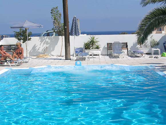 THREE STARS HOTEL