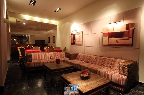 DELFINAKI BOUTIQUE APARTMENTS