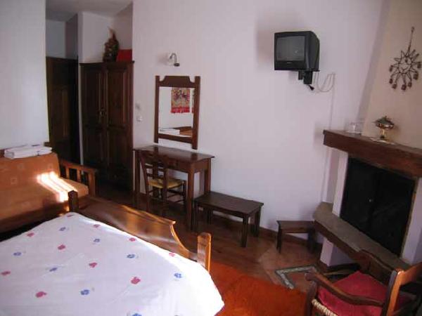 EMERALD MAISON 2 MIN TO BEACH