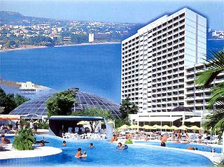 The 12th International Contest for the Best Cup Bearer in Rodos Palace.